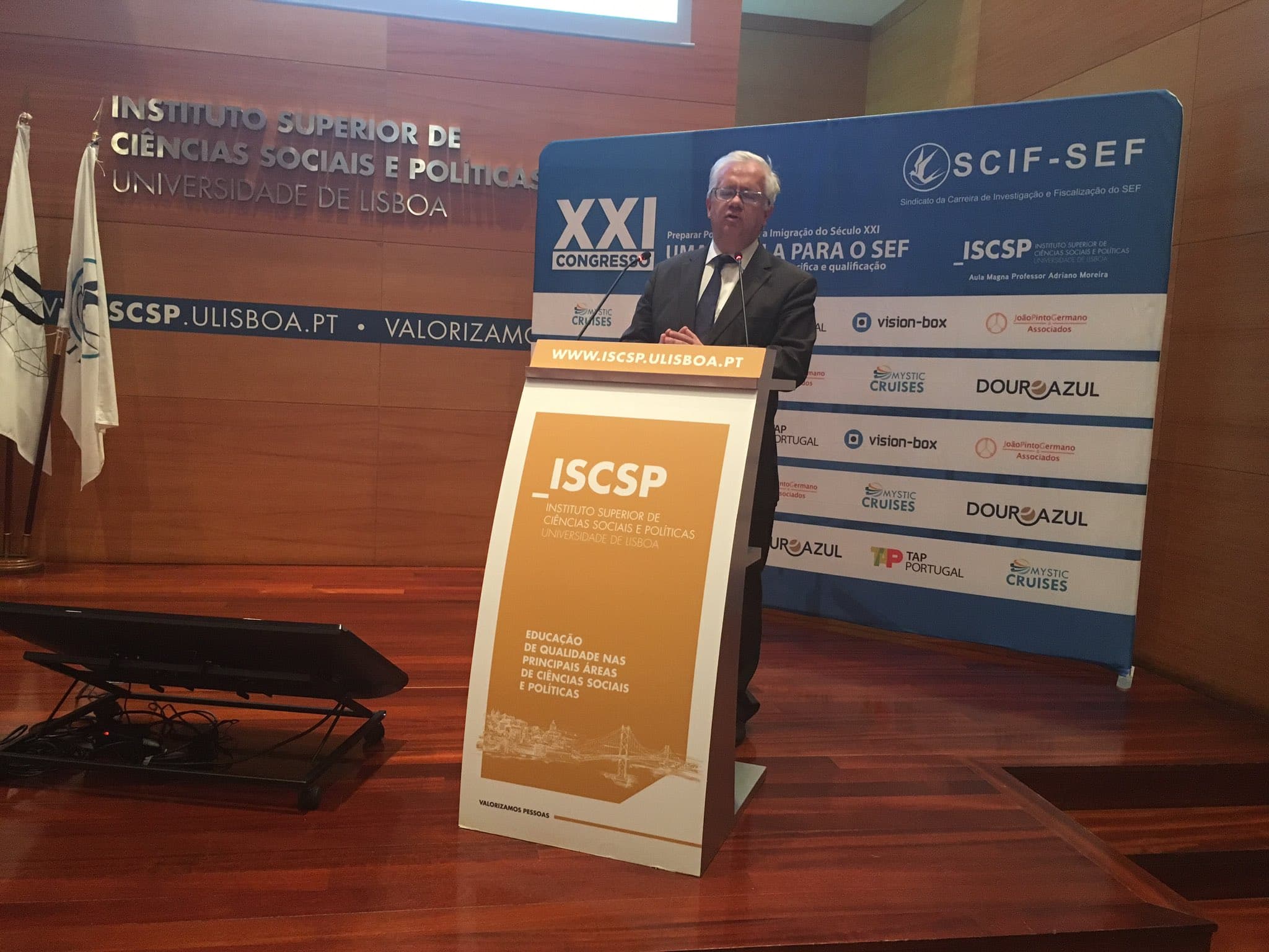 Ministro da Administração Interna, Eduardo Cabrita, na sessão de abertura do congresso do Sindicato da Carreira de Investigação e Fiscalização do Serviço de Estrangeiros e Fronteiras, Lisboa, 14 maio 2019