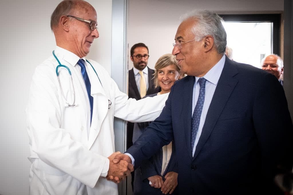 Primeiro-Ministro António Costa e Ministra da Saúde, Marta Temido, durante a inauguração de cinco unidades de saúde nos municípios de Amadora e Sintra, 22 julho 2019 (Foto: Clara Azevedo)