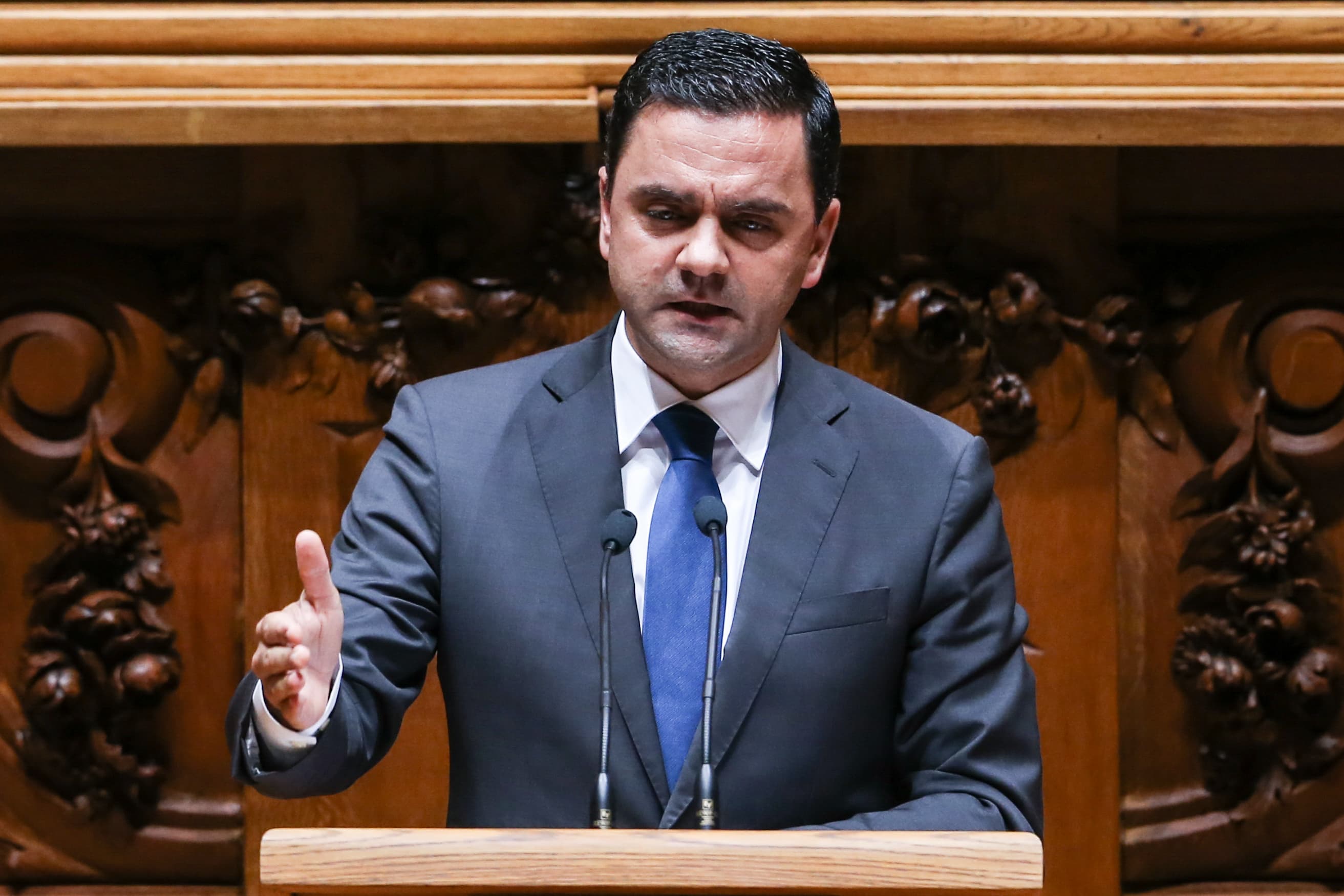Ministro do Planeamento e Infraestruturas, Pedro Marques, encerra o debate na generalidade do Orçamento do Estado para 2018, Assembleia da República, 3 novembro 2017 (Foto: António Cotrim/Lusa)