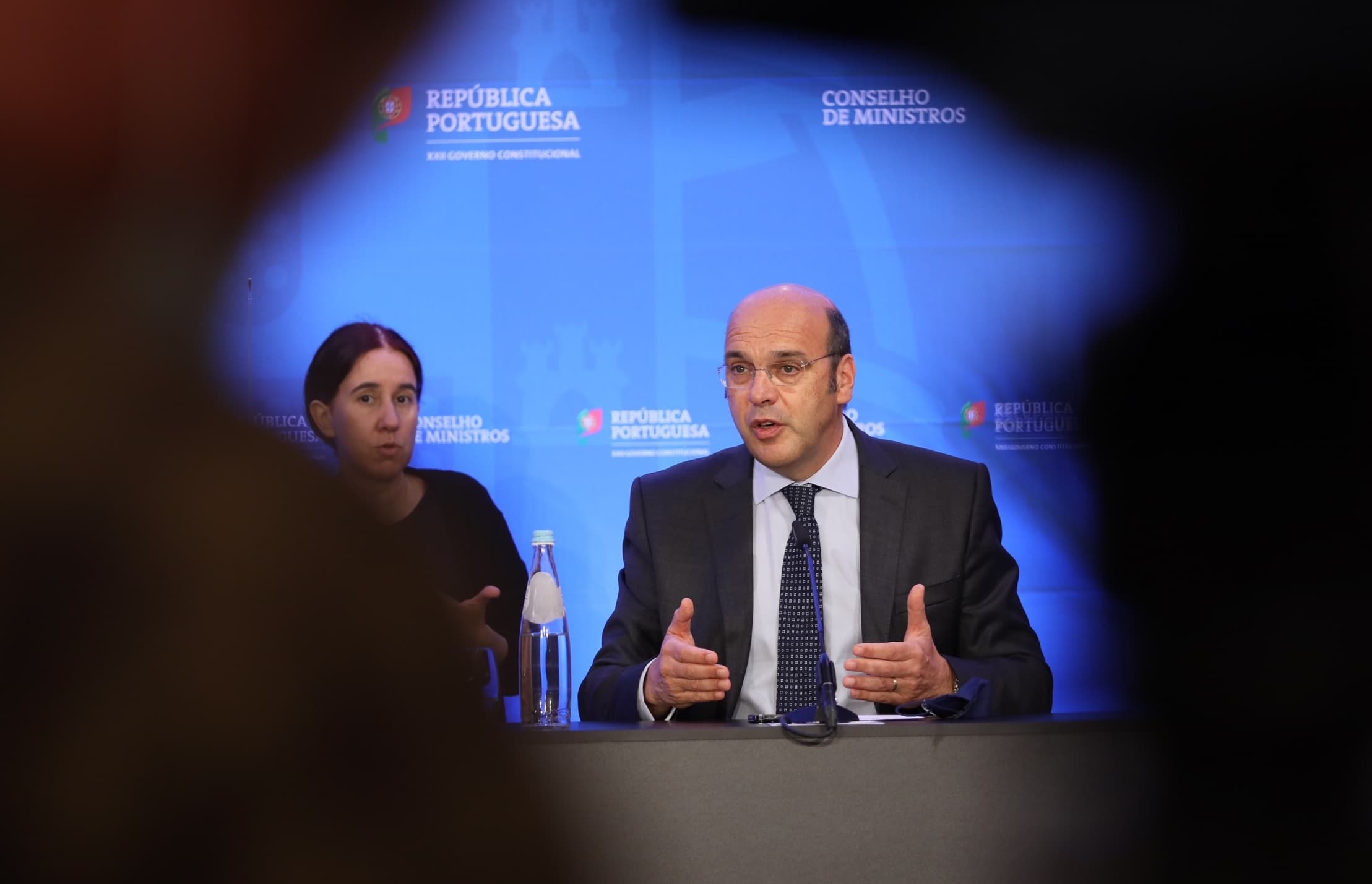Ministro de Estado, da Economia e da Transição Digital, Pedro Siza Vieira, na Conferência de Imprensa após Conselho de Ministros, Lisboa, 6 maio 2021 (Foto: João Bica)