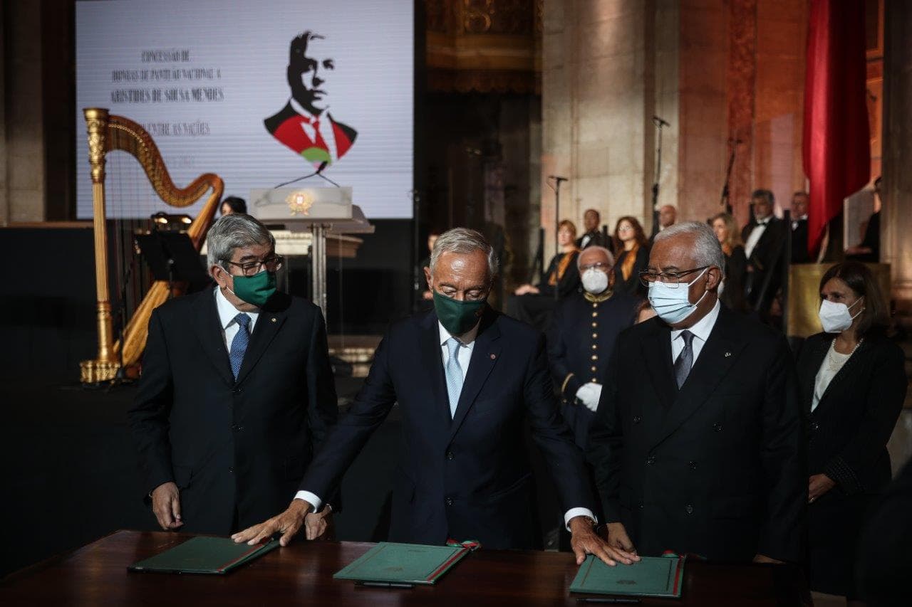 Primeiro-Ministro António Costa, Presidente da República, Marcelo Rebelo de Sousa e Presidente da Assembleia da república, Ferro Rodrigues, na homenagem a Aristides de Sousa Mendes, Lisboa, 19 outubro 2021 (foto: Mário Cruz/Lusa)