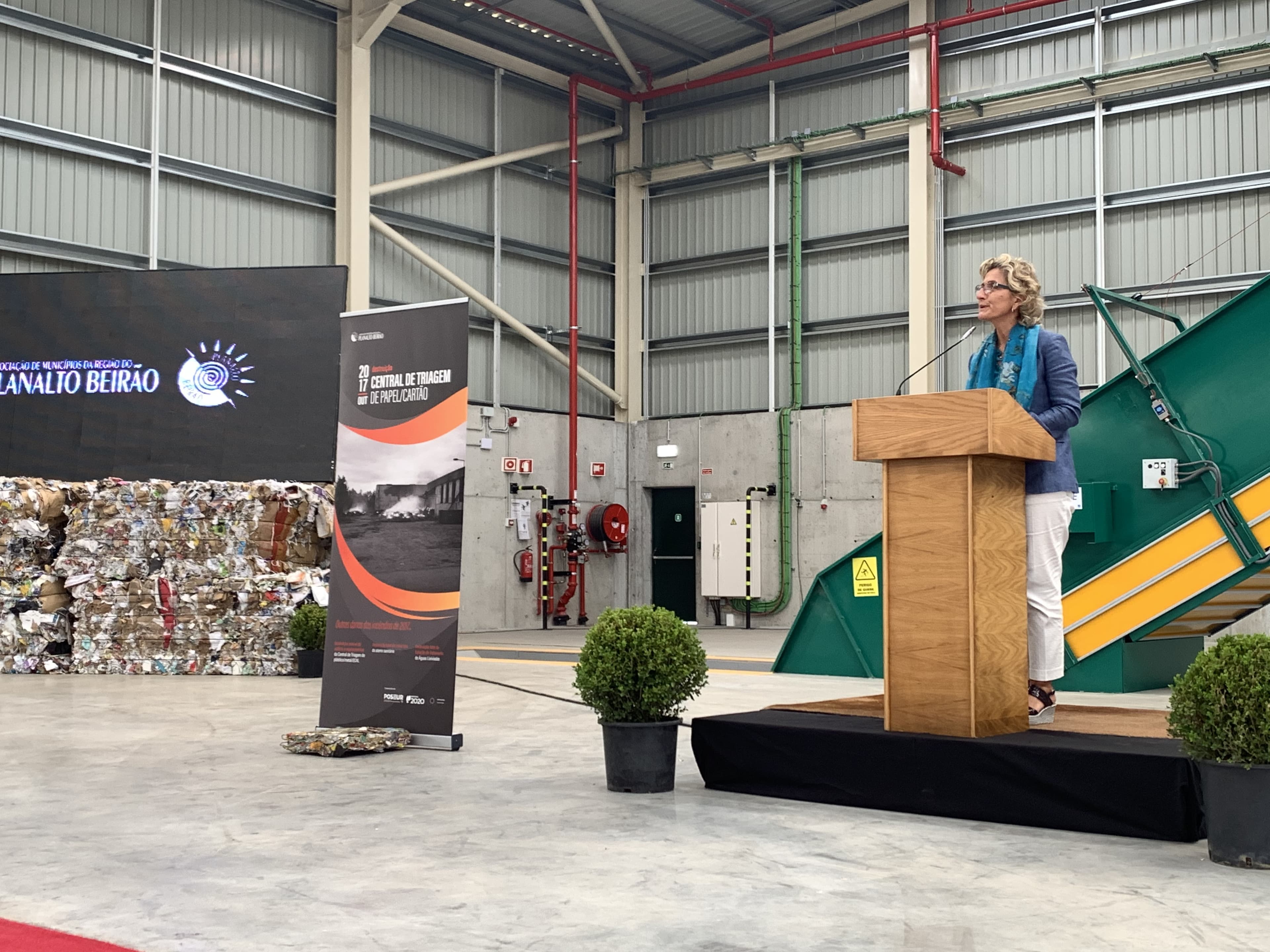 Ministra da Coesão Territorial visita Central de Triagem de Papel e Cartão da Associação de Municípios da Região do Planalto Beirão, Tondela, 14 outubro 2020