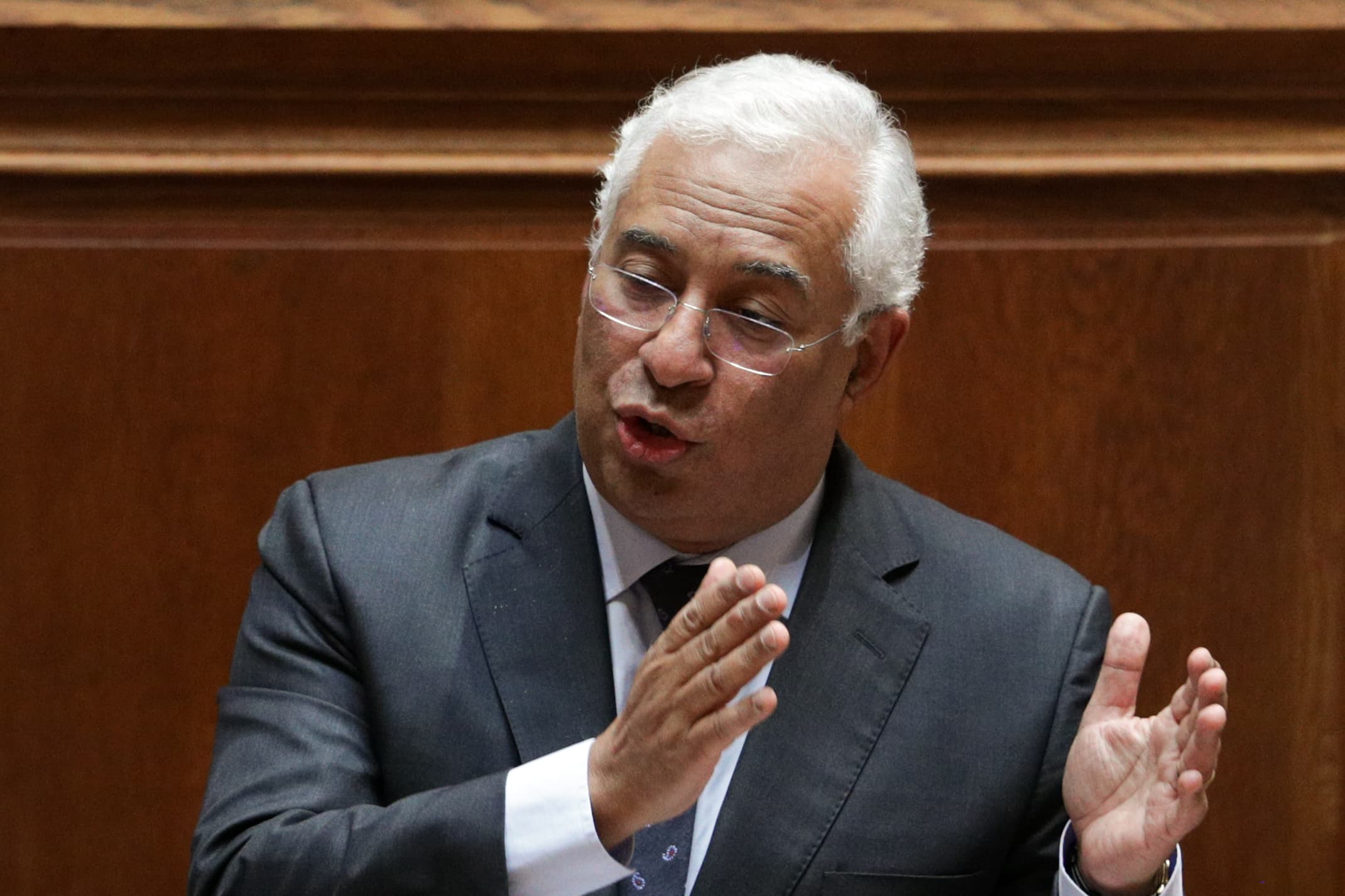 Primeiro-Ministro António Costa no debate quinzenal, Assembleia da República,13 novembro 2019 (foto: Tiago Petinga/Lusa)