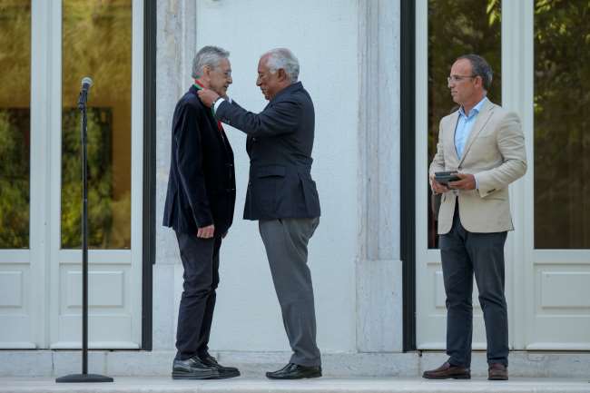 A Medalha de Mérito Cultural foi criada em 1984 para premiar pessoas singulares ou coletivas, portuguesas ou estrangeiras, pela sua dedicação a atividades de ação ou divulgação cultural.