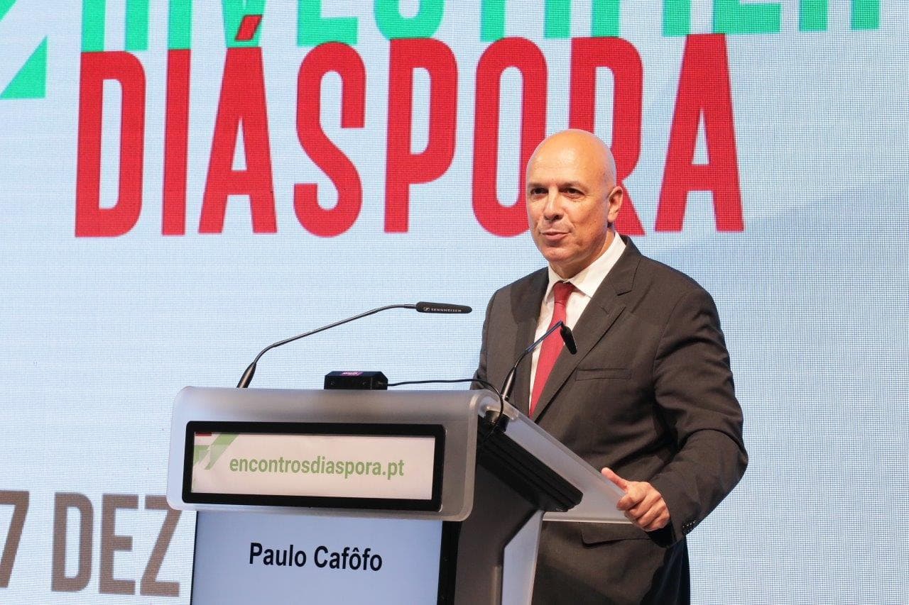 Secretário de Estado das Comunidades Portuguesas, Paulo Cafofo, na abertura dos Encontros do Programa Nacional de Apoio ao Investimento da Diáspora, Fátima, 19 dezembro 2022 (foto: João Bica)