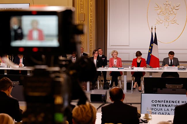 O anúncio foi feito pelo Secretário de Estado dos Negócios Estrangeiros e Cooperação, Francisco André, na Conferência Humanitária para a População Civil de Gaza, em Paris. (Fonte: Comissão Europeia)