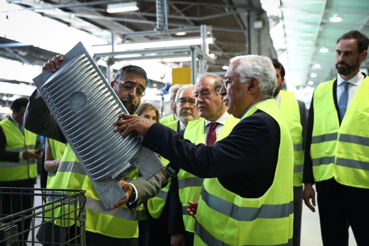 Primeiro-Ministro António Costa durante visita a empresa de iluminação Schréder, Oeiras, 16 junho 2023 (foto: Rodrigo Antunes/Lusa)