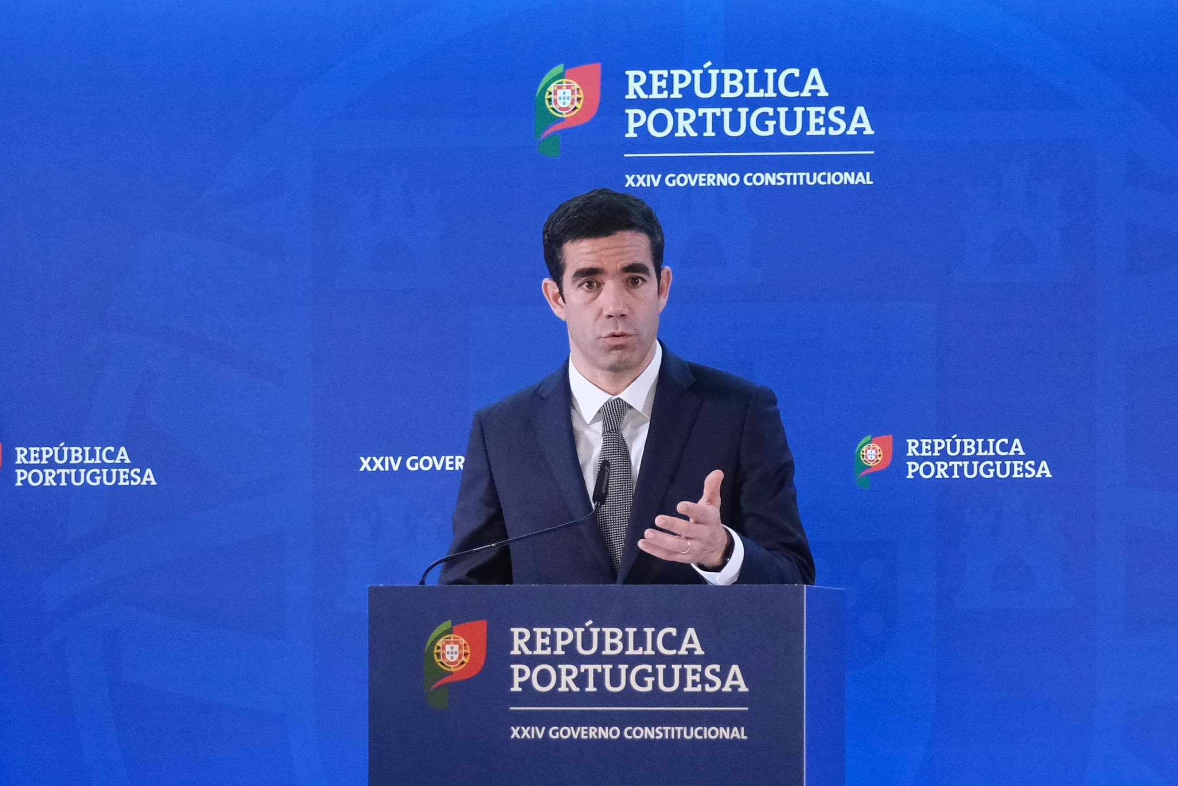 Ministro da Presidência, António Leitão Amaro, na conferência de imprensa do Conselho de Ministros, Lisboa,
