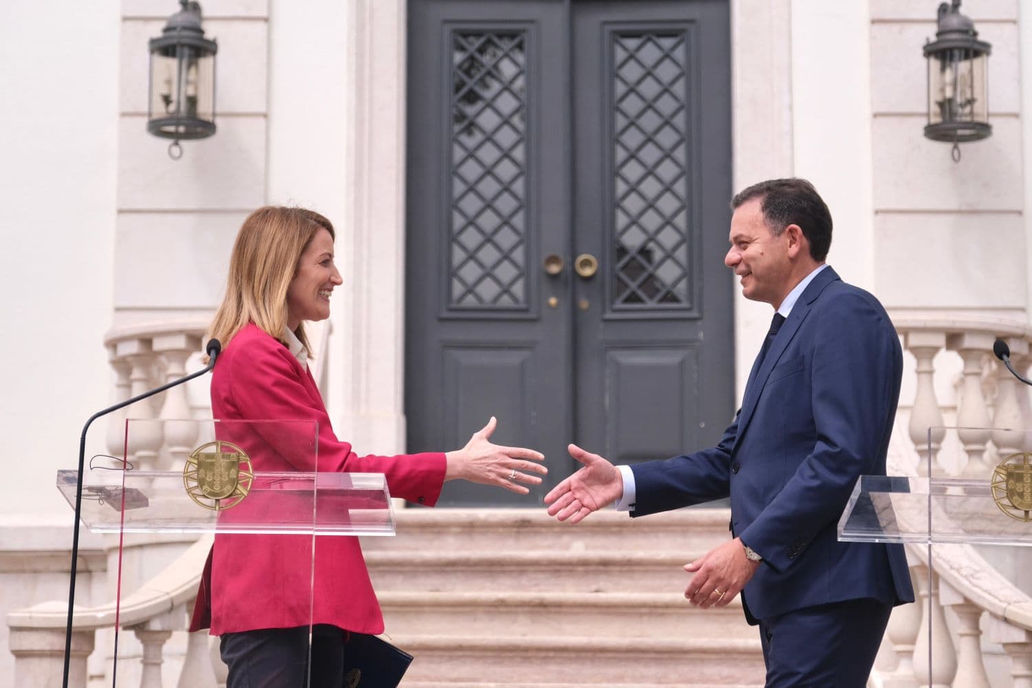O Primeiro-Ministro, Luís Montenegro, reuniu com a Presidente do Parlamento Europeu, Roberta Metsola. Lisboa, 19 de Abril de 2024. (Foto: Diana Quintela)