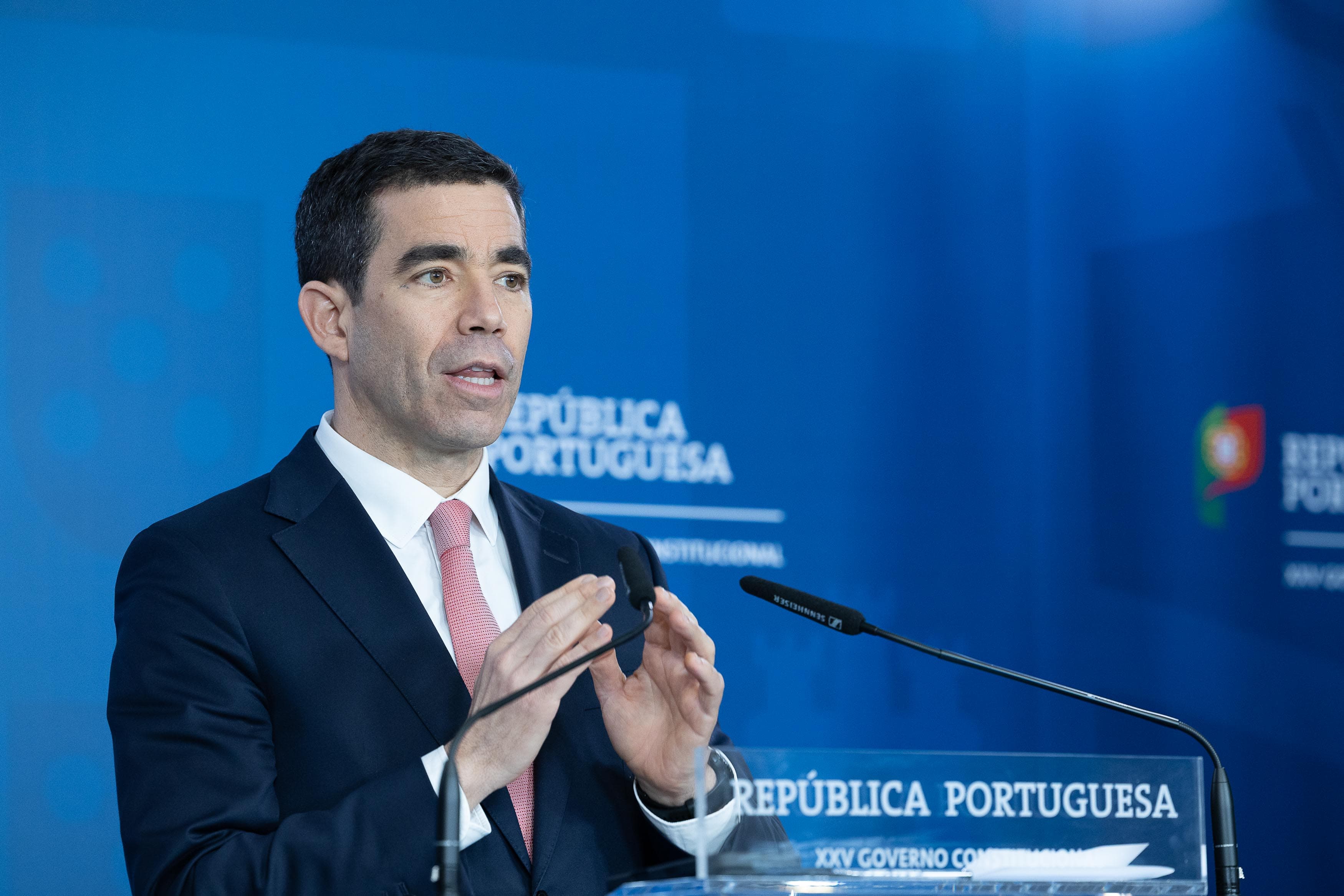 Ministro da Presidência, António Leitão Amaro, na conferência de imprensa do Conselho de Ministros, Lisboa 26 fevereiro 2026